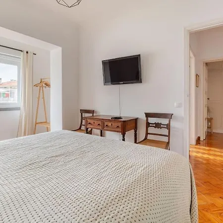 Family In ,heated Pool ,elevator,parking,6 Bedrooms,sleeps 14 Villa *