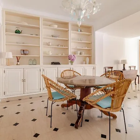 Family In ,heated Pool ,elevator,parking,6 Bedrooms,sleeps 14 Villa Lisboa