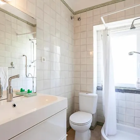 Lx -10m To Downtown Up To14 Ppl,heatable Pool And Lift * Lisboa