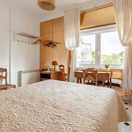 Lx -10m To Downtown Up To14 Ppl,heatable Pool And Lift Villa