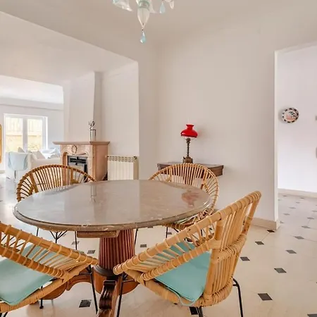 Lx -10m To Downtown Up To14 Ppl,heatable Pool And Lift Villa