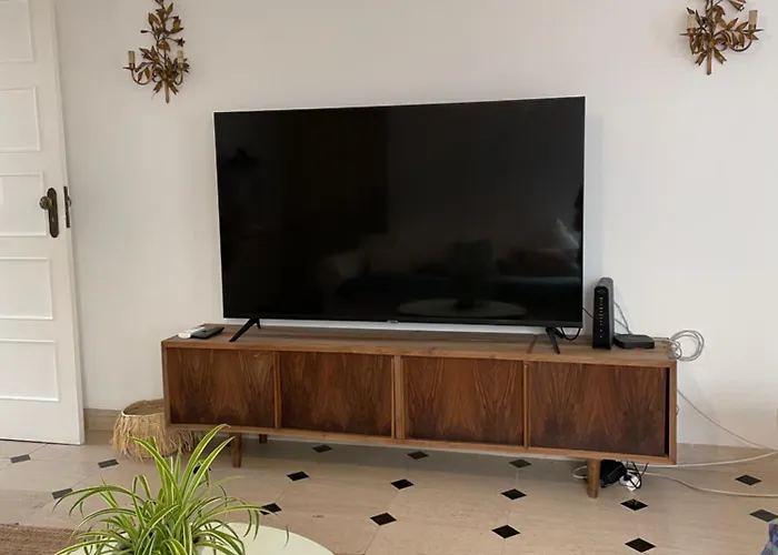 Lx -10m To Downtown Up To14 Ppl,heatable Pool And Lift 别墅