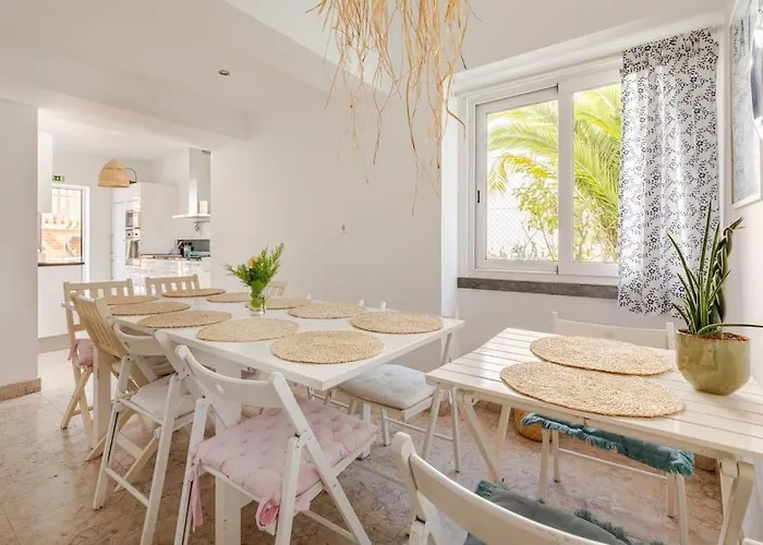 Lx -10m To Downtown Up To14 Ppl,heatable Pool And Lift *