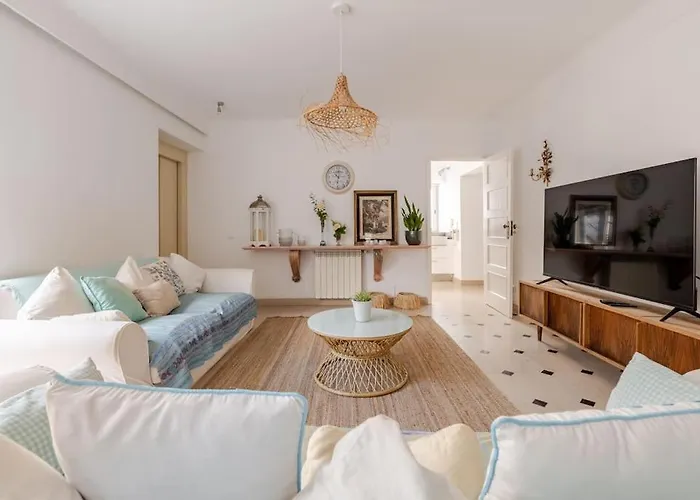 别墅 Lx -10m To Downtown Up To14 Ppl,heatable Pool And Lift Lisboa