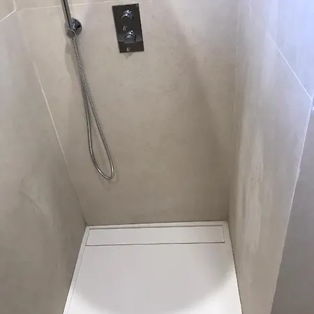 빌라 Family In ,heated Pool ,elevator,parking,6 Bedrooms,sleeps 14